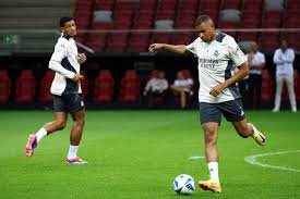 一系列年輕 一系列年輕